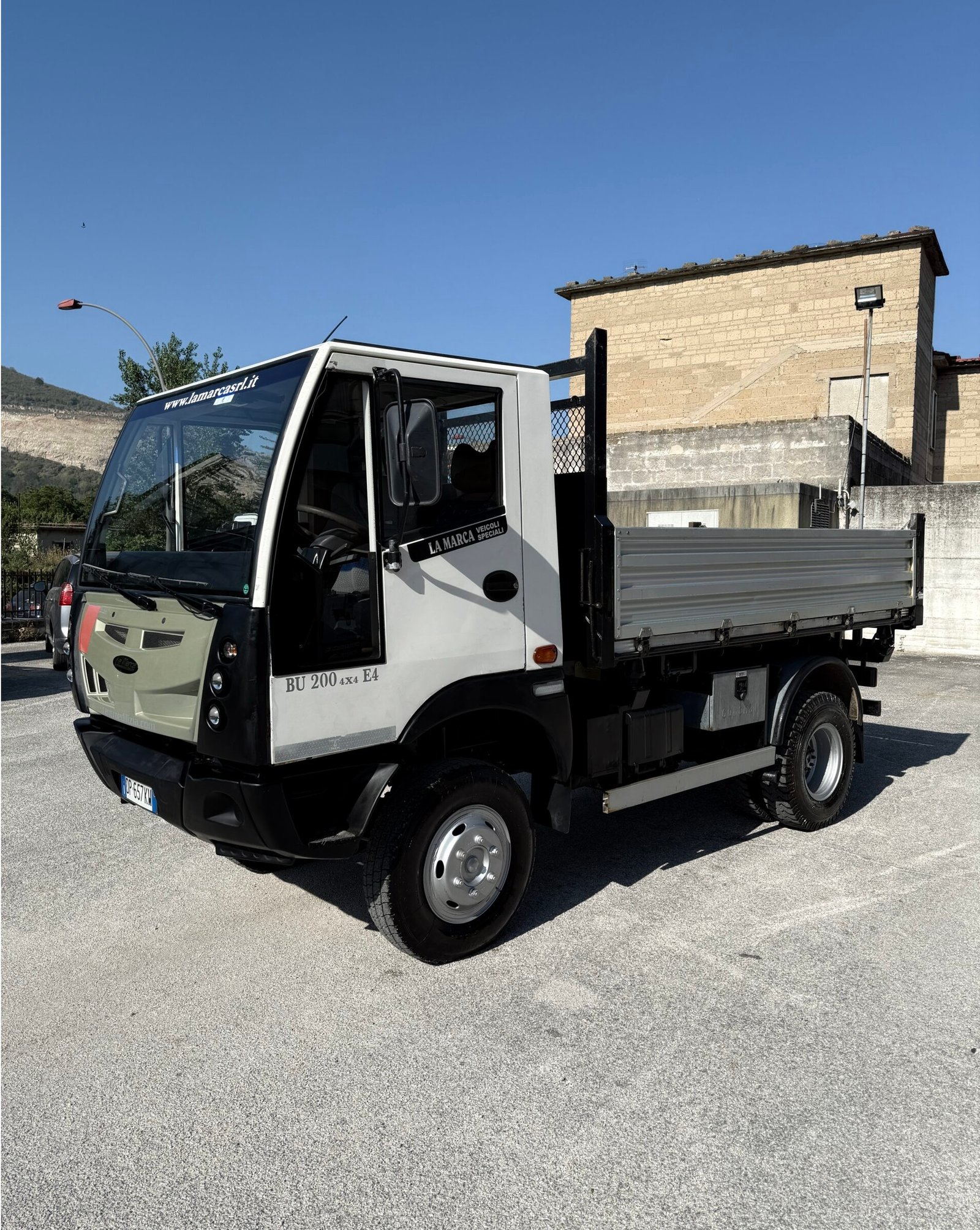 BSI BU 200 4x4